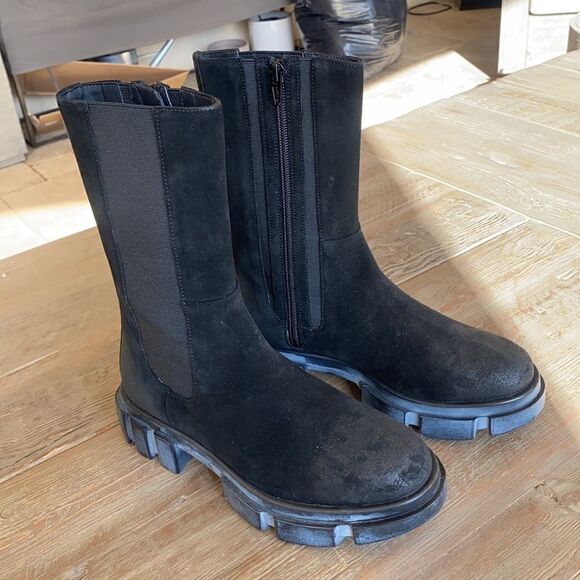 Free People Brooks Chelsea Boots Black Suede Lug Sole US 7 - Picture 2 of 11